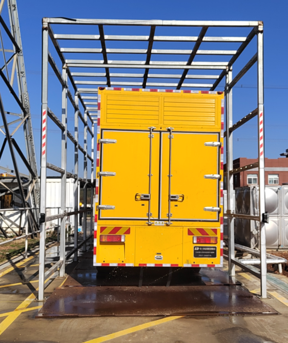 汽车淋雨试验房:全方位模拟恶劣天气,严苛检验车辆防水性能(图2) 汽车淋雨试验房:全方位模拟恶劣天气,严苛检验车辆防水性能(图2)